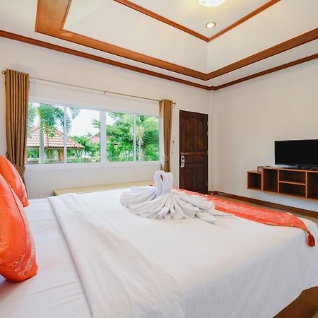 Phuket Airport Villa Ban Bo Han Екстер'єр фото