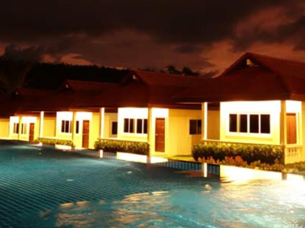 Phuket Airport Villa Ban Bo Han Екстер'єр фото
