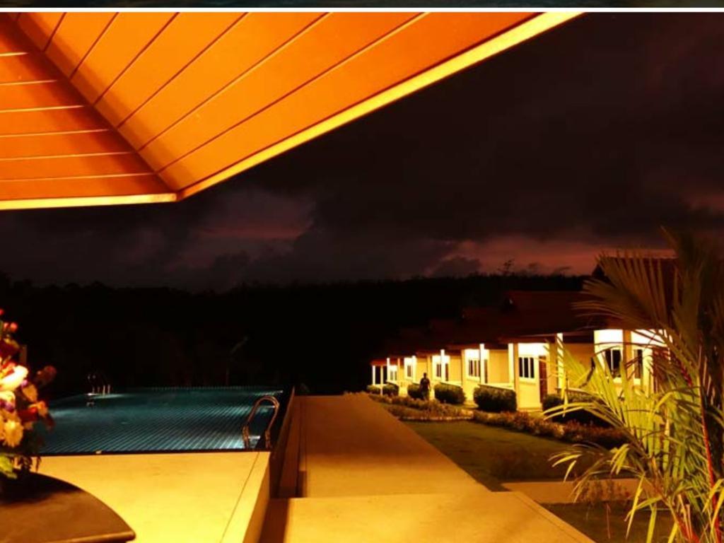 Phuket Airport Villa Ban Bo Han Екстер'єр фото